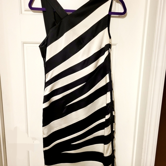 ISSUE New York cocktail dress size 6 - Picture 2 of 3